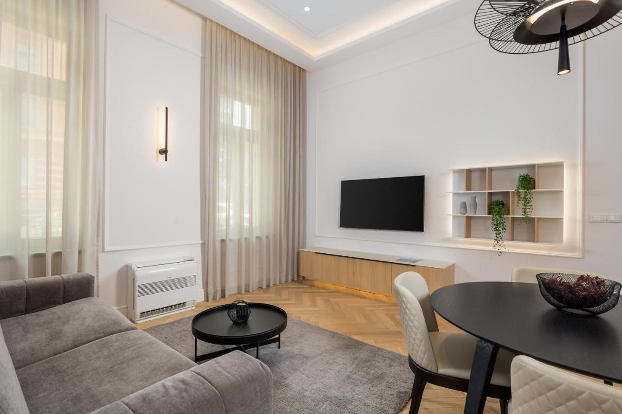 Plaza Apartments Opatija Exterior photo